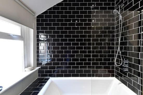 Quirky 4 Bedroom Apartment With Terrace Cardiff Dış mekan fotoğraf